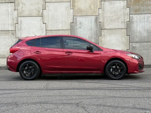 Used 2018 Subaru Impreza 2.0i AWD/4WD image 3