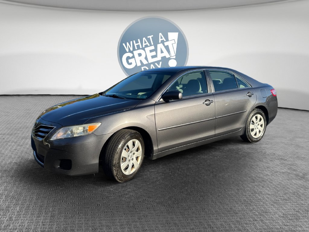 Used 2011 Toyota Camry LE FWD image 8