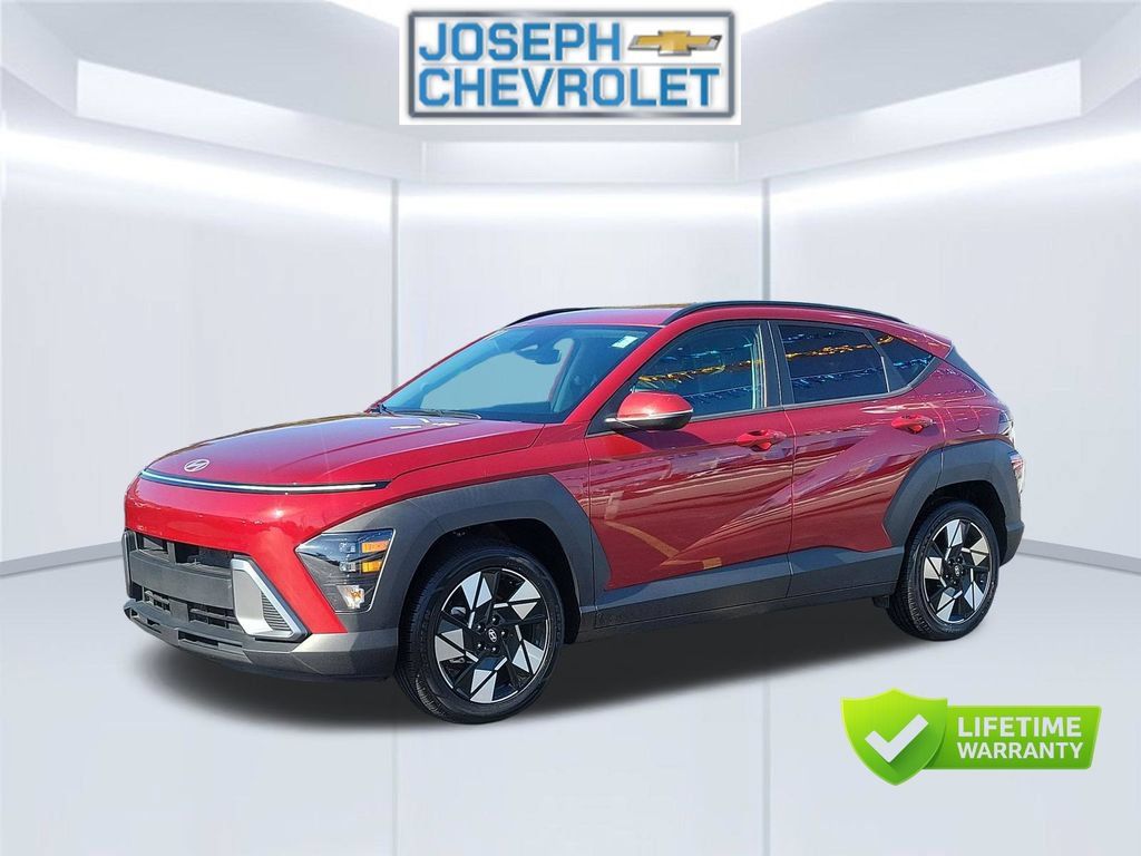 Used 2025 Hyundai Kona SEL FWD image 2
