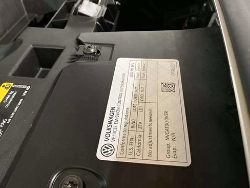 Used 2022 Volkswagen ID.4 Pro S RWD image 34