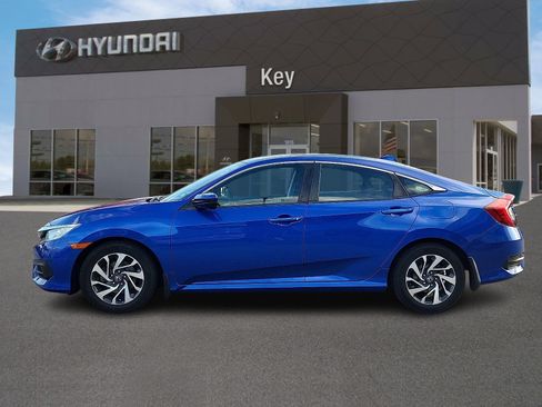 Used 2018 Honda Civic EX image 6