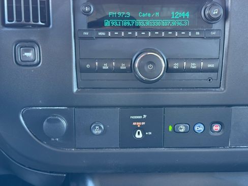 Used 2021 Chevrolet Express 2500 RWD 2500 Regular Wheelbase WT w/ Safety Package image 27