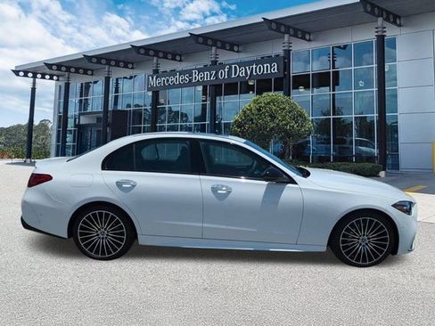 Used 2025 Mercedes-Benz C 300 Sedan image 3