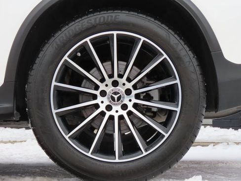 Used 2020 Mercedes-Benz GLC 300 4MATIC Coupe image 19