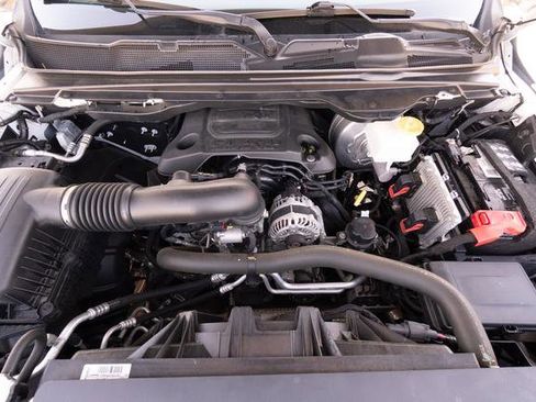 Used 2021 RAM 1500 Limited w/ Body Color Bumper Group image 10