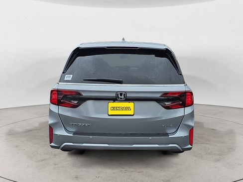 Used 2026 Honda Odyssey Elite image 4