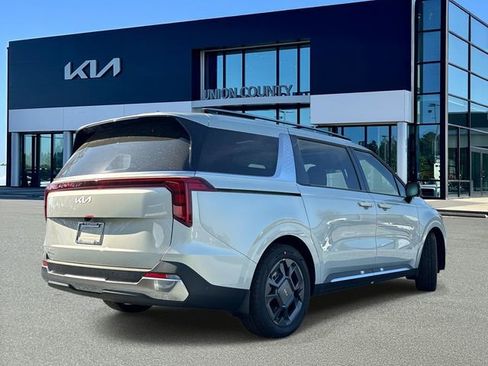 New 2026 Kia Carnival SX image 6