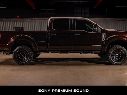 Used 2018 Ford F250 Lariat w/ Lariat Value Package AWD/4WD image 10