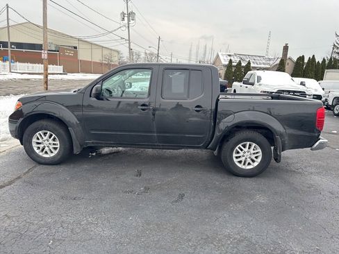 Used 2021 Nissan Frontier SV image 6
