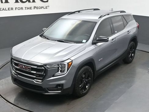 Used 2024 GMC Terrain AT4 AWD/4WD image 62