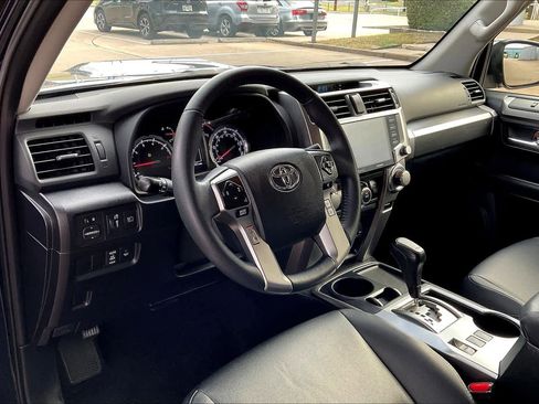 Used 2024 Toyota 4Runner TRD Sport image 15