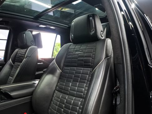Used 2023 Cadillac Escalade V AWD/4WD image 29