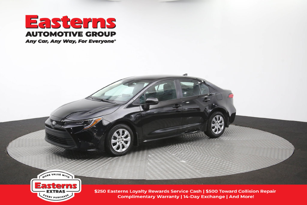 Used 2026 Toyota Corolla LE FWD image 57