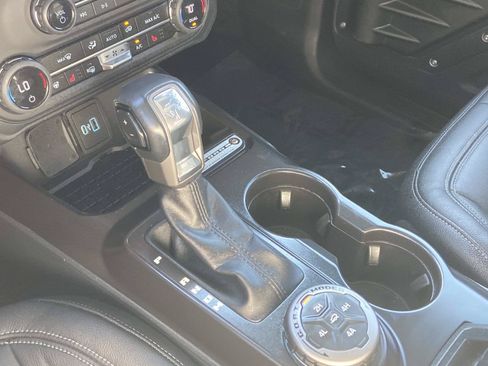 Used 2024 Ford Bronco Wildtrak AWD/4WD image 33