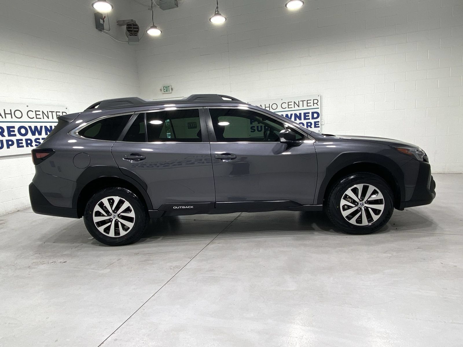 Used 2024 Subaru Outback AWD/4WD image 9