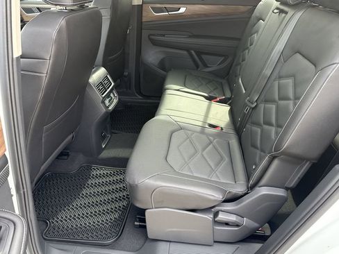 New 2026 Volkswagen Atlas SE FWD image 24