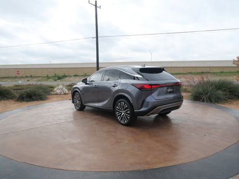 Used 2023 Lexus RX 350 Premium Plus image 4