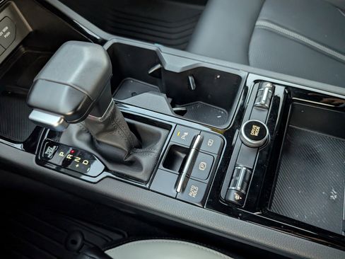 Used 2025 Kia K5 GT-Line image 24