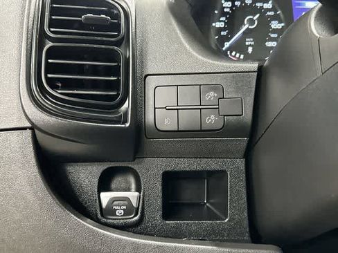 Used 2025 RAM ProMaster 2500 w/ Convenience Group FWD image 16