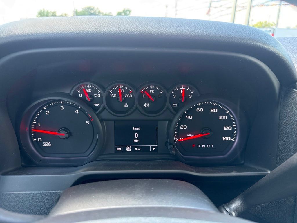 New 2026 Chevrolet Silverado 2500 Custom w/ Custom Value Package AWD/4WD image 16