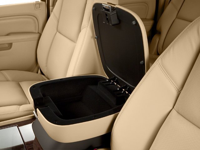 Used 2014 Cadillac Escalade ESV Platinum AWD/4WD image 19