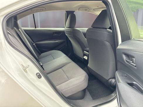 Used 2024 Toyota Corolla LE FWD image 19
