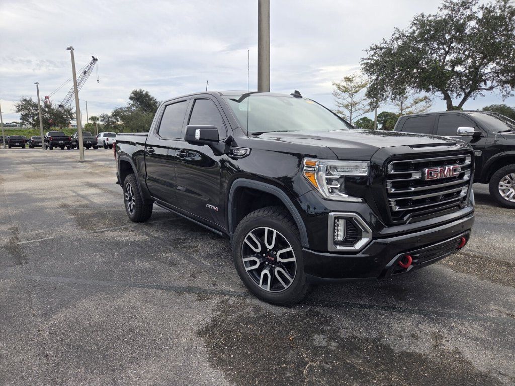 Used 2021 GMC Sierra 1500 AT4 w/ AT4 Value Package AWD/4WD image 2