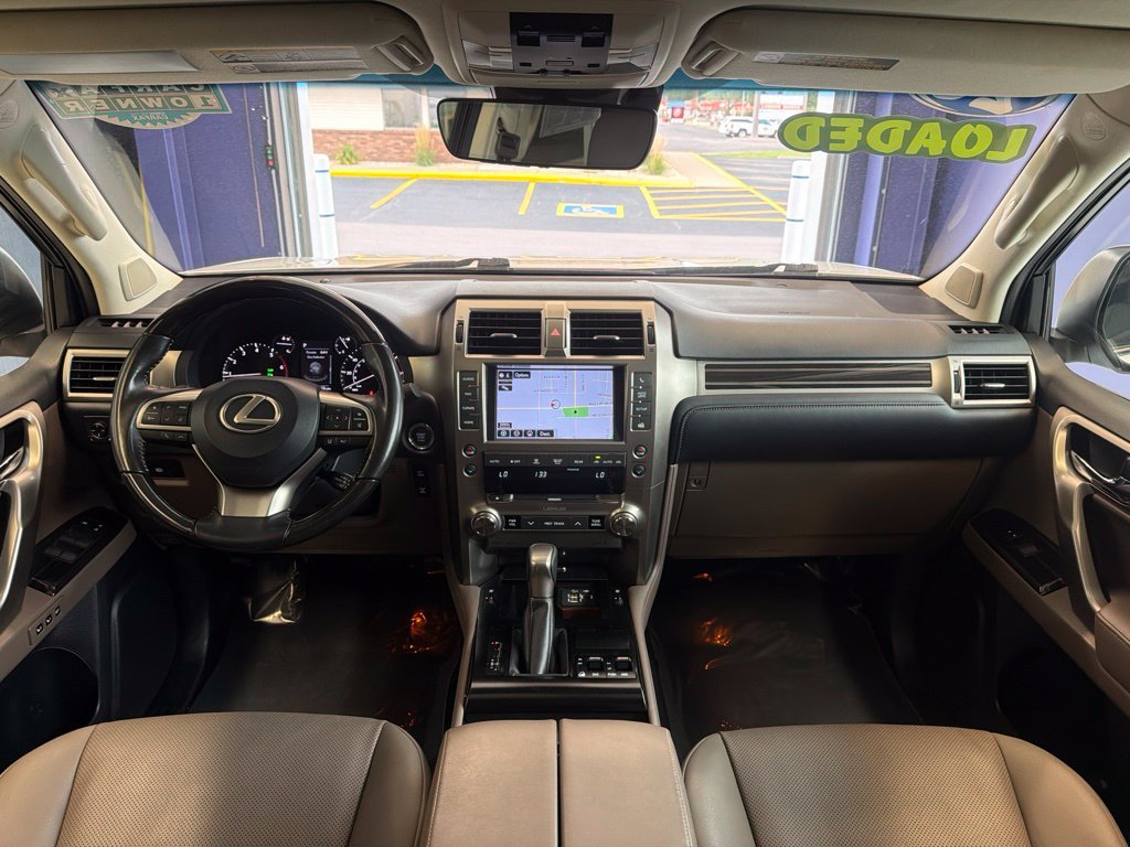 Used 2020 Lexus GX 460 Premium w/ Premium Package AWD/4WD image 40