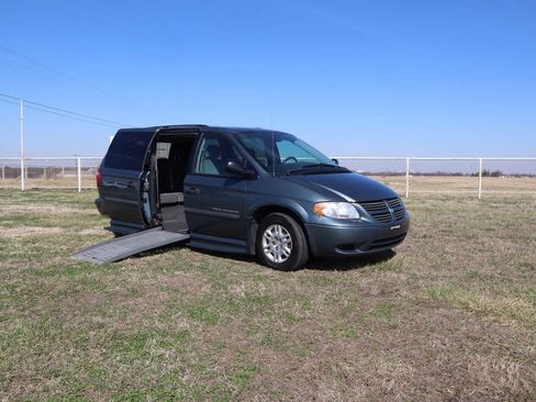 Used 2006 Dodge Grand Caravan SE w/ Popular Equipment Group I image 17