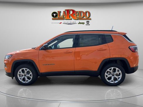 New 2026 Jeep Compass Latitude image 4