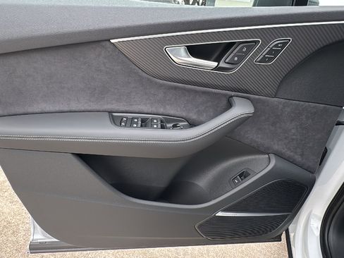 New 2026 Audi SQ7 Premium Plus image 12
