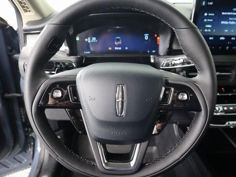 New 2025 Lincoln Corsair FWD w/ Equipment Group 101A image 3