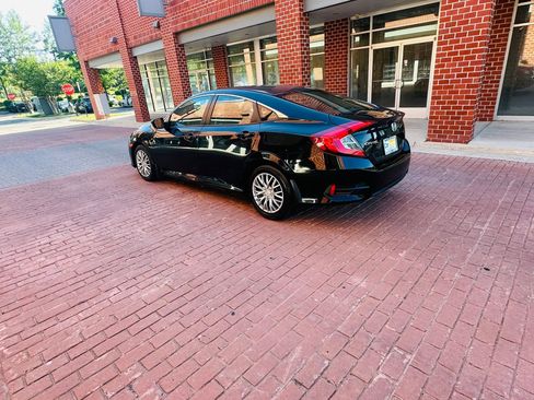 Used 2017 Honda Civic LX image 4
