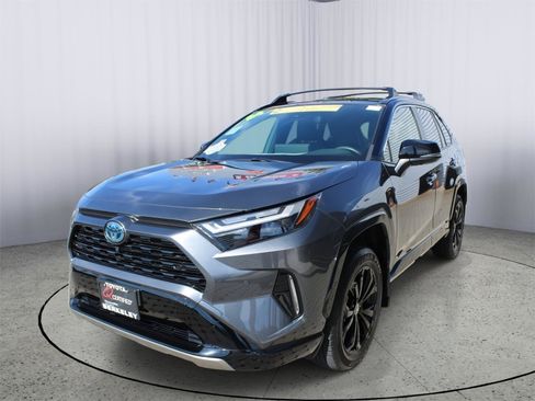 Used 2024 Toyota RAV4 XSE w/ Advanced Technology Package AWD/4WD image 4