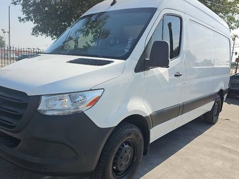 Used 2020 Mercedes-Benz Sprinter 2500 w/ Driver Convenience Package image 1