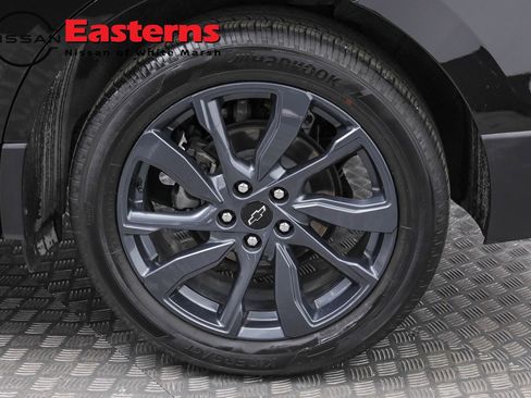 Used 2024 Chevrolet Equinox RS FWD image 32