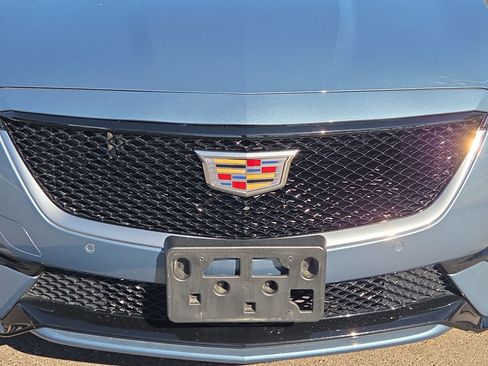 Certified 2023 Cadillac CT5 Sport RWD image 9