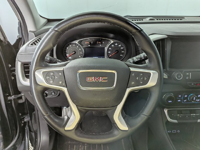 Used 2023 GMC Terrain SLT AWD/4WD image 11