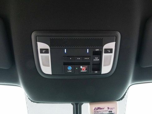 Used 2020 Acura NSX image 39