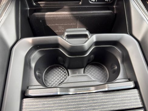 Used 2020 RAM 1500 Limited image 32