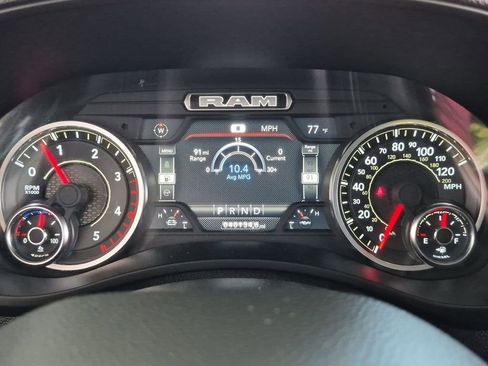 Used 2024 RAM 2500 Laramie AWD/4WD image 10