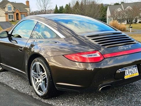Used 2009 Porsche 911 Targa 4 AWD/4WD image 4