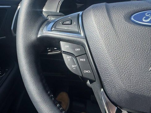 Used 2024 Ford Edge SEL w/ Convenience Package image 14