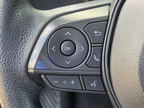 Used 2025 Toyota Corolla LE FWD image 23