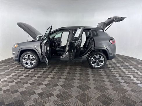 Used 2019 Jeep Compass Limited image 11