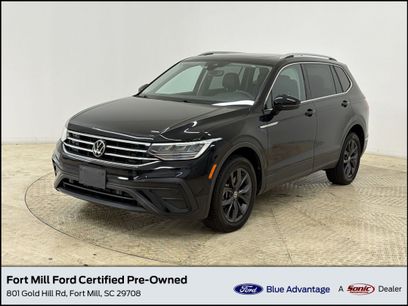Used 2022 Volkswagen Tiguan SE w/ Panoramic Sunroof Package