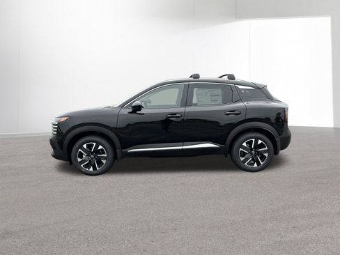 New 2026 Nissan Kicks SV w/ SV Premium Package AWD/4WD image 30