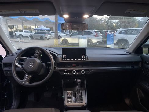 Used 2024 Honda CR-V LX image 8