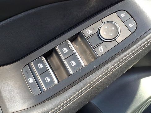 Certified 2022 Nissan Rogue SL w/ SL Premium Package AWD/4WD image 20