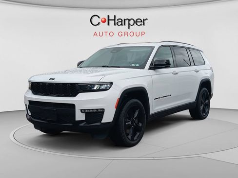 Used 2023 Jeep Grand Cherokee L Limited w/ Black Appearance Package AWD/4WD image 7